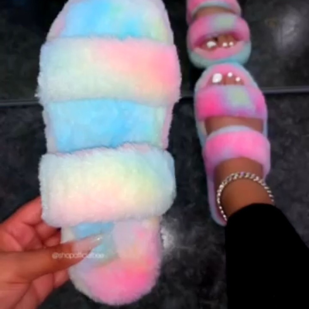 Cotton candy slippers